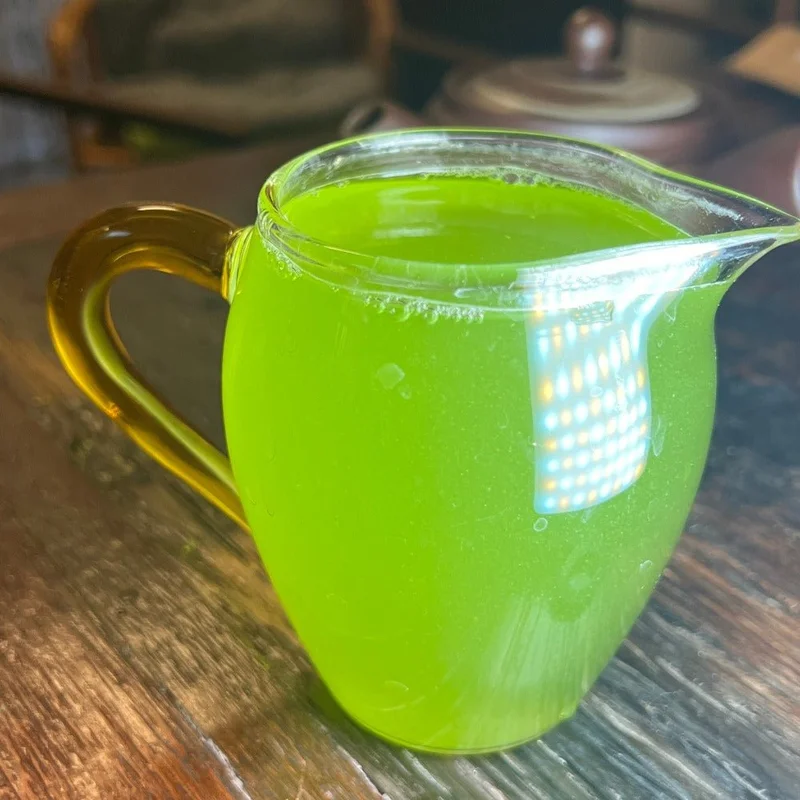 teaandwhisk1400596