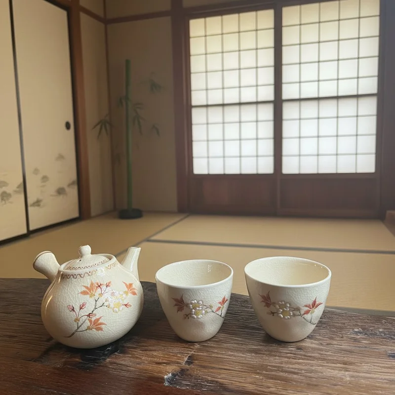 teaandwhisk1401794